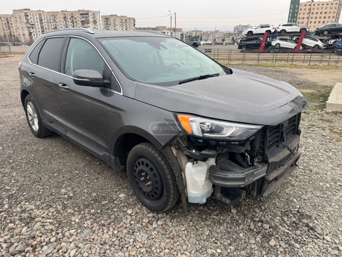Ford Edge 2020 — photo 2