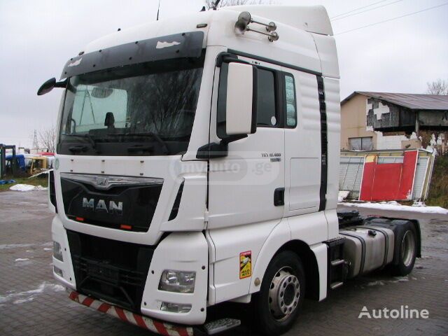 Isuzu TGX 2015 — photo 2