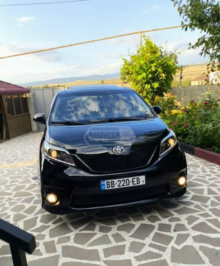Toyota Sienna