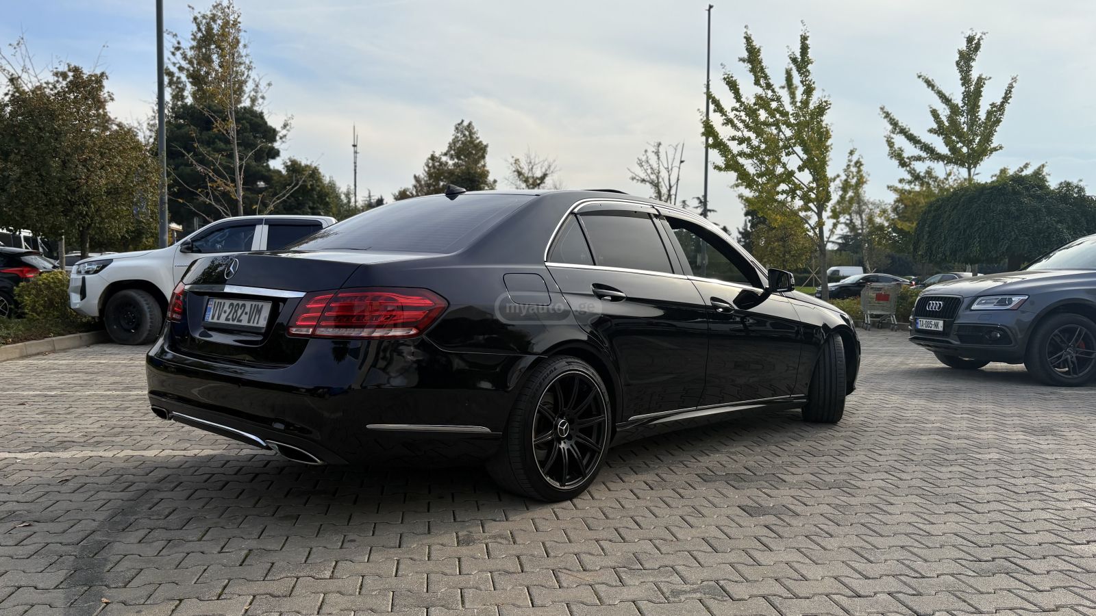 Mercedes-Benz E 220 2013 — photo 2