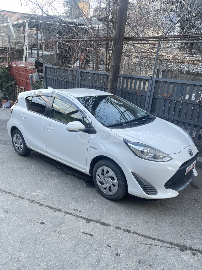 Toyota Aqua 2020 — photo 2