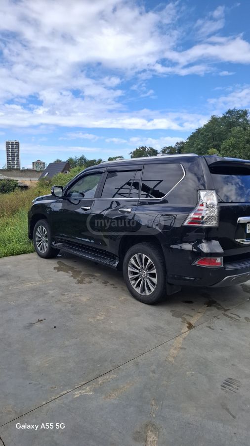 Lexus GX 460 2022 — photo 2