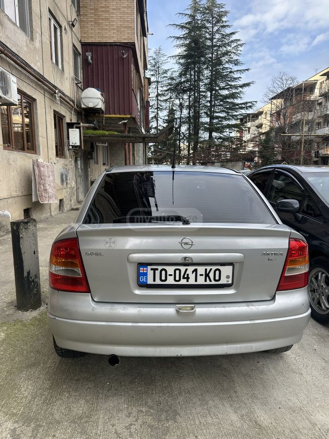 Opel Astra 1999 — photo 2