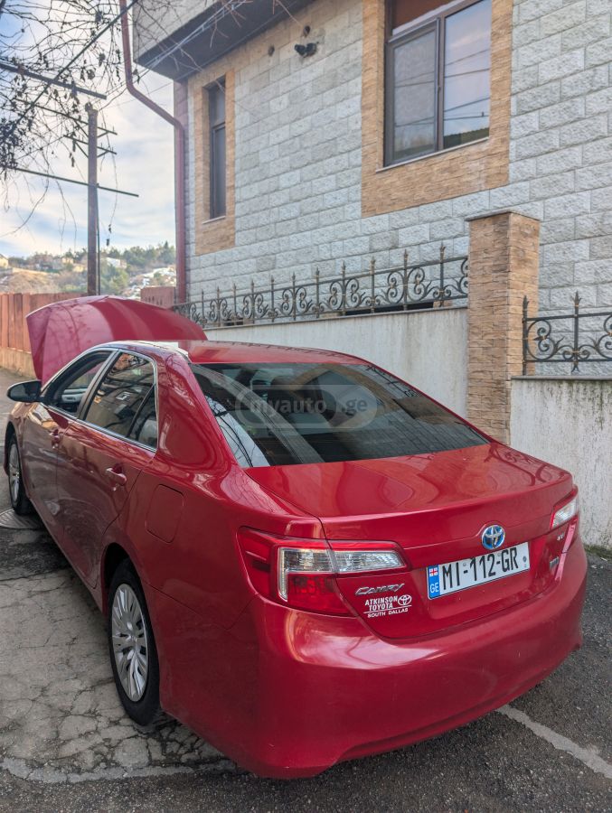 Toyota Camry 2014 — photo 2