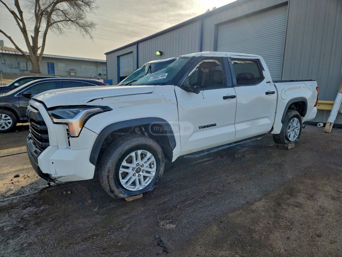 Toyota Tundra
