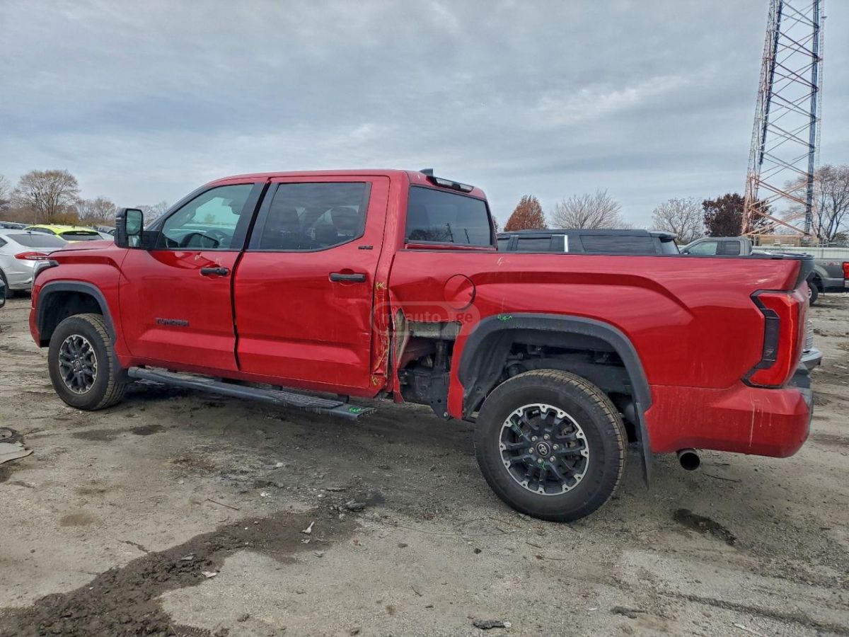 Toyota Tundra 2022 — photo 2