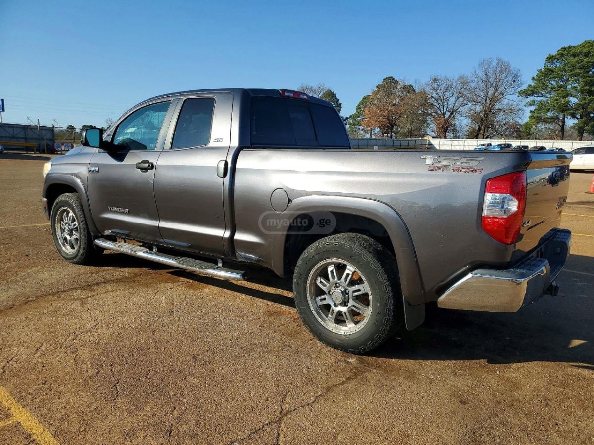 Toyota Tundra 2016 — photo 2