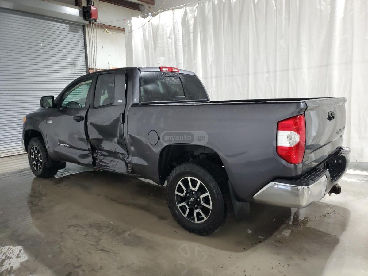 Toyota Tundra 2017 — photo 2