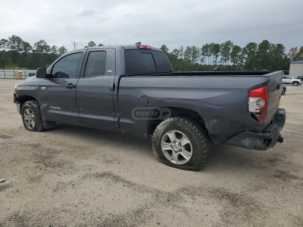 Toyota Tundra 2021 — photo 2