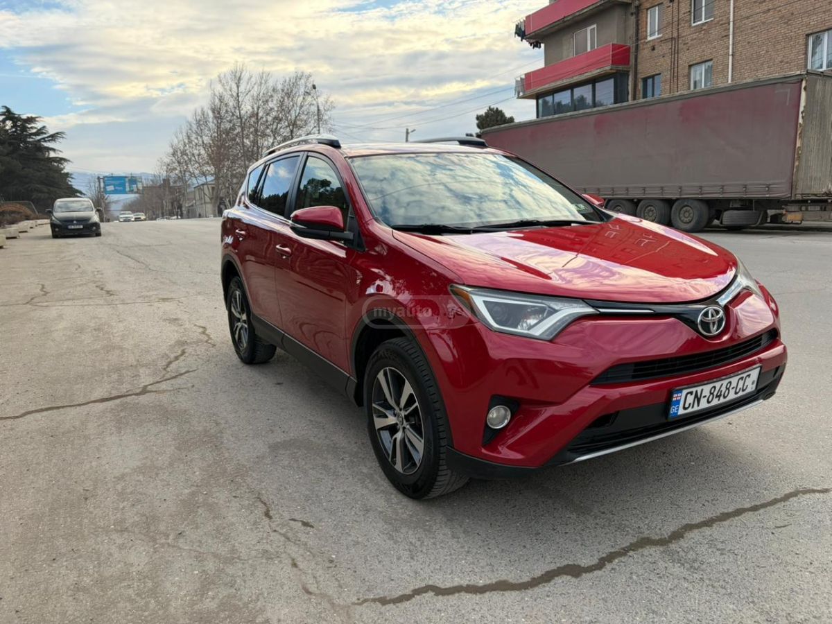 Toyota RAV4 2016 — photo 2