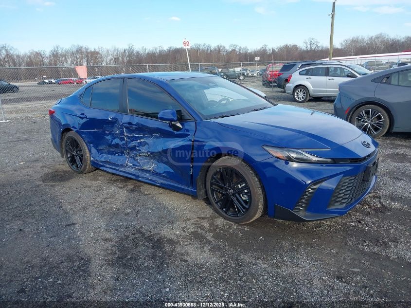 Toyota Camry 2025 — photo 2