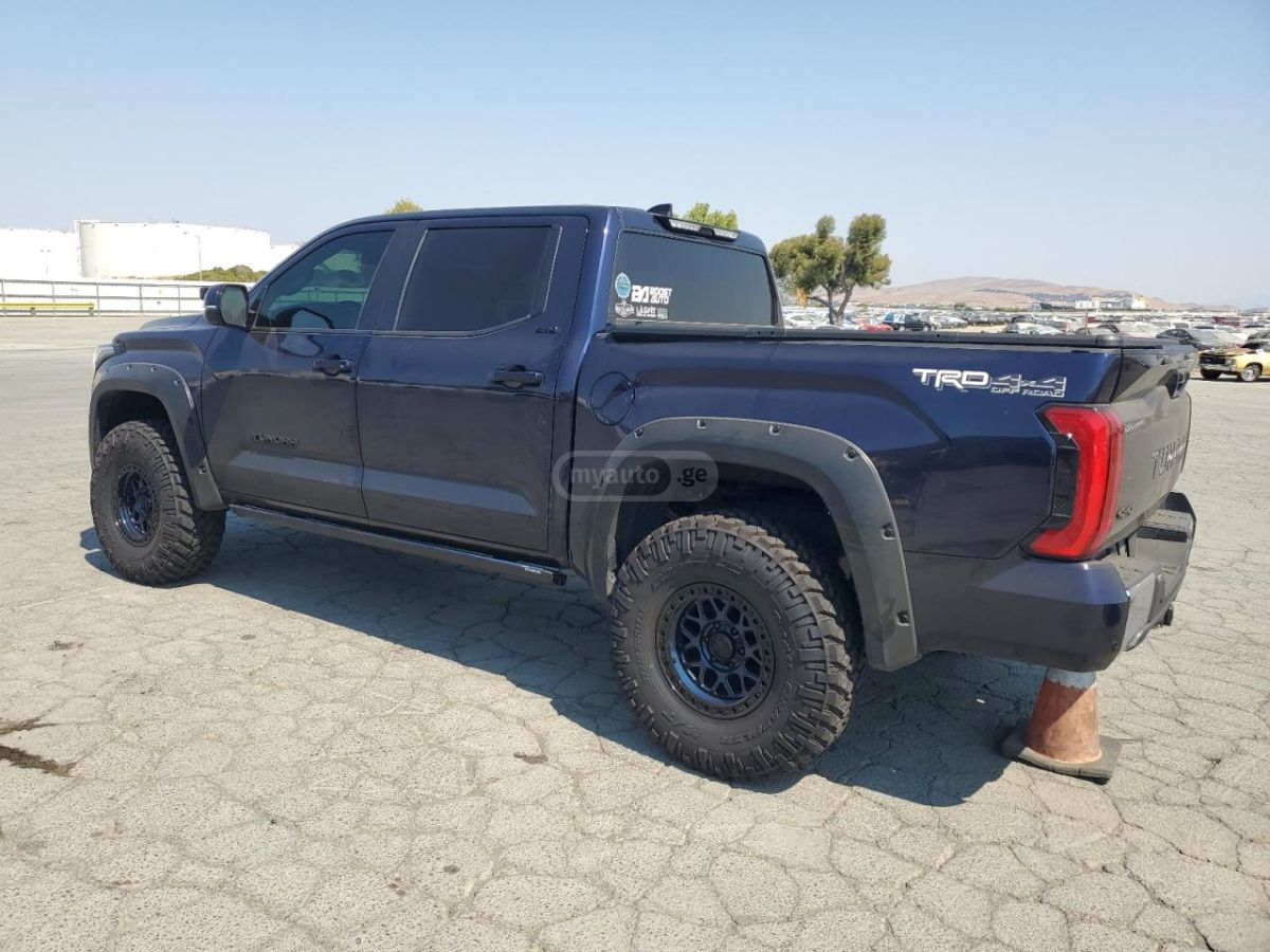 Toyota Tundra 2022 — photo 2