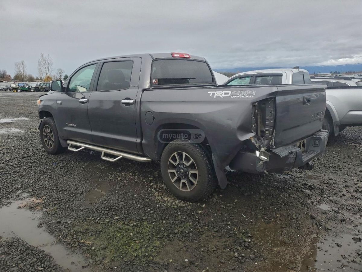 Toyota Tundra 2017 — photo 2