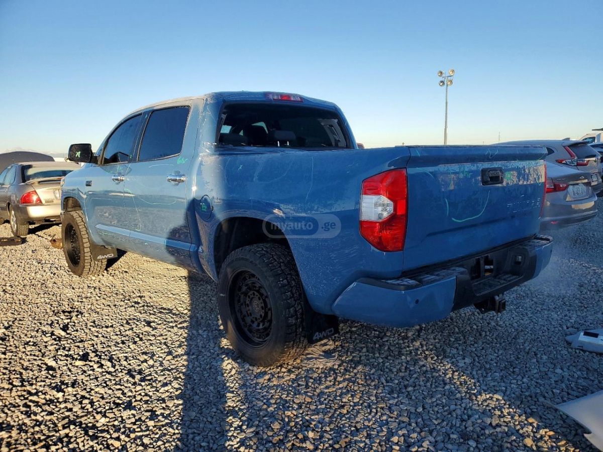 Toyota Tundra 2018 — photo 2