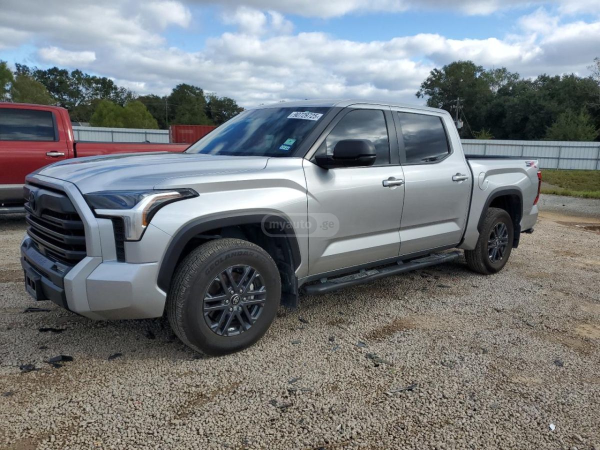 Toyota Tundra