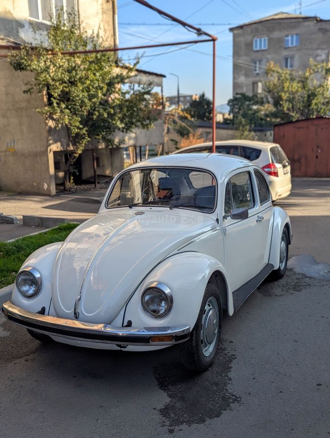 Volkswagen Beetle 1981 — photo 2