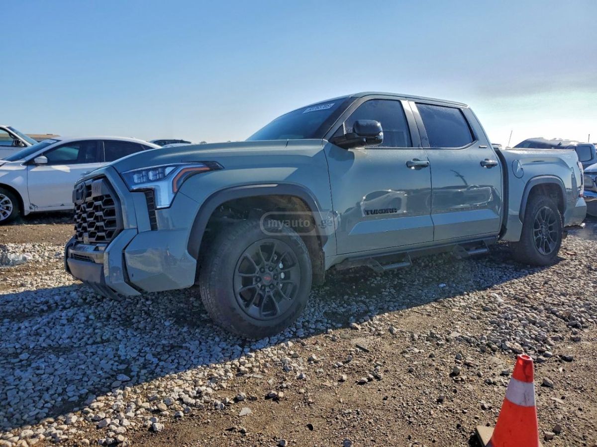 Toyota Tundra