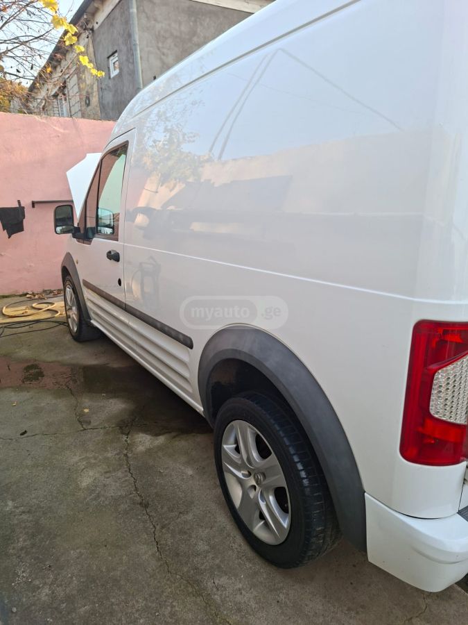 Ford Transit Connect 2011 — photo 2