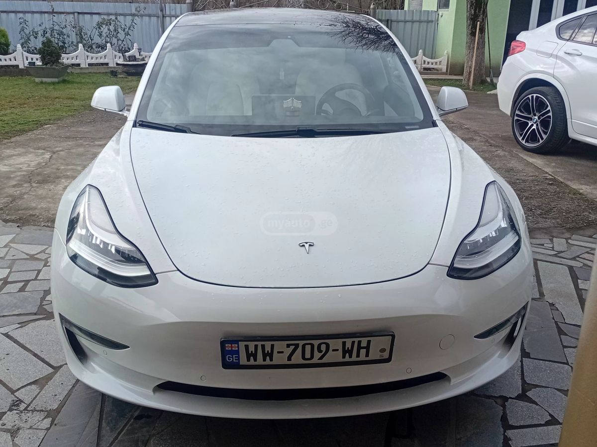 Tesla Model 3 2019 — photo 2