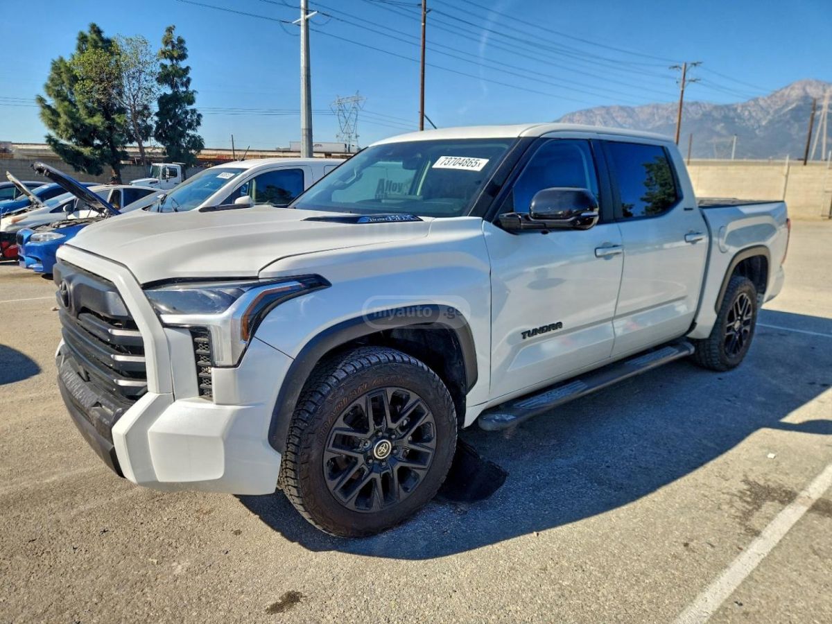 Toyota Tundra