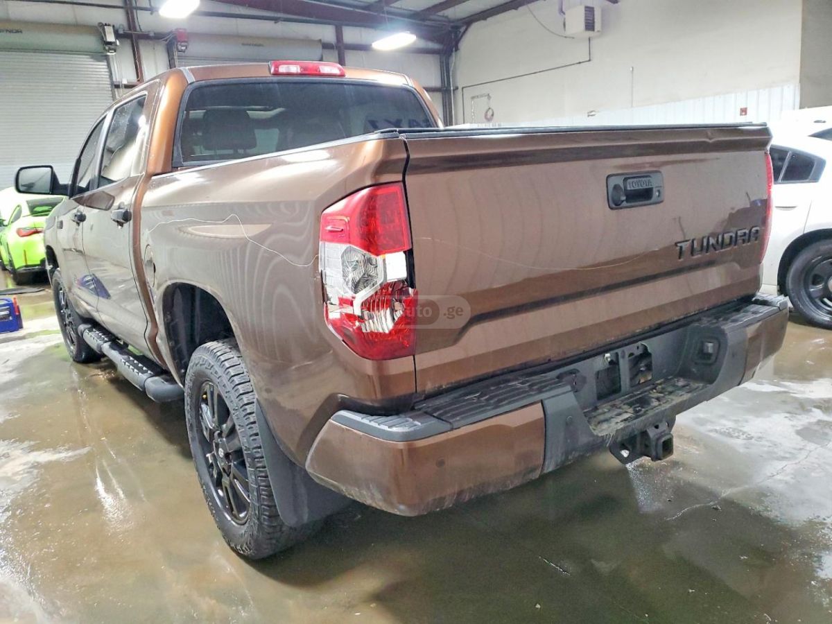 Toyota Tundra 2014 — photo 2