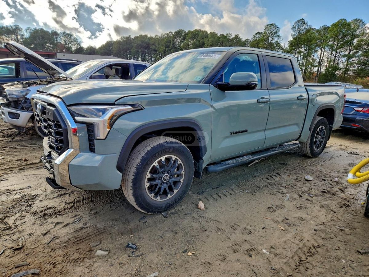 Toyota Tundra