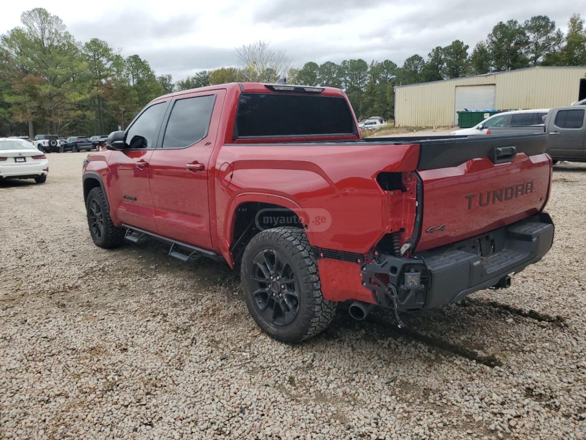 Toyota Tundra 2024 — photo 2