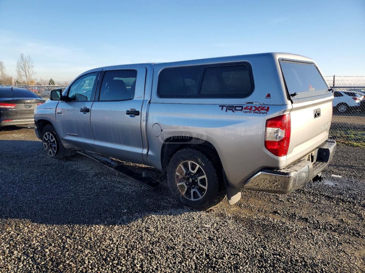 Toyota Tundra 2014 — photo 2