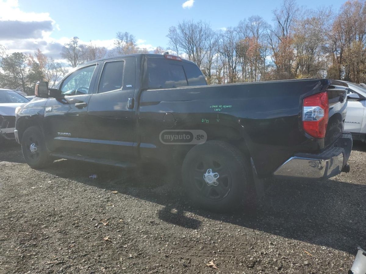 Toyota Tundra 2020 — photo 2