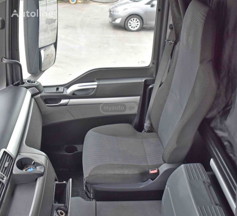 Isuzu TGS 2016 — photo 2
