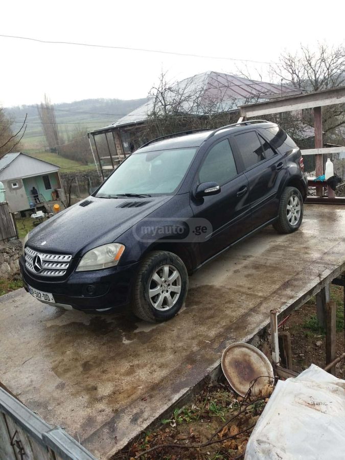 Mercedes-Benz ML 350
