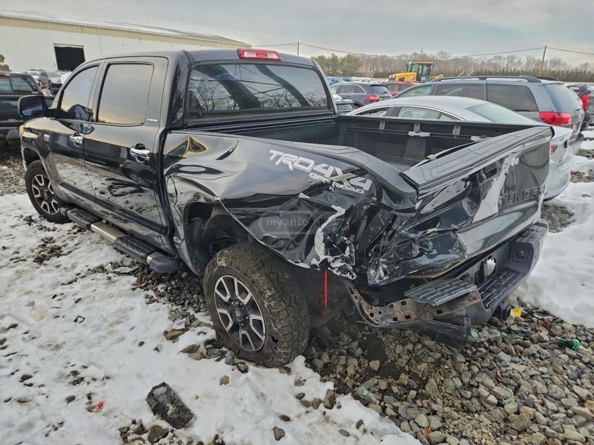 Toyota Tundra 2017 — photo 2