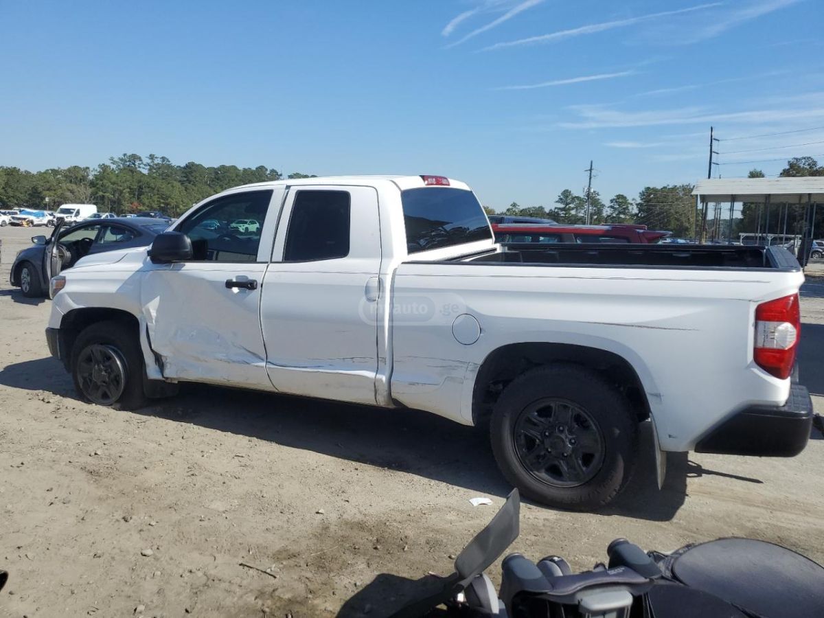 Toyota Tundra 2019 — photo 2