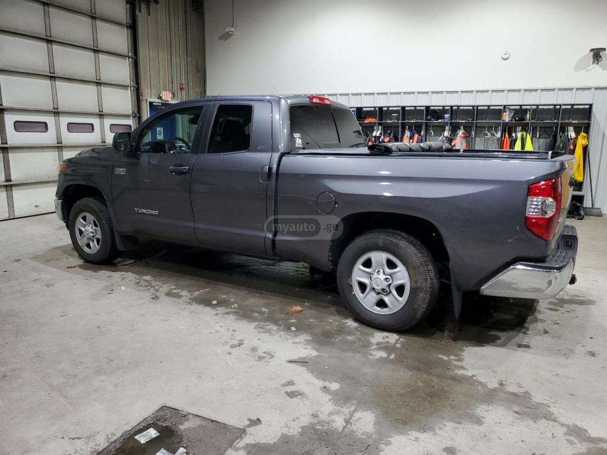 Toyota Tundra 2019 — photo 2