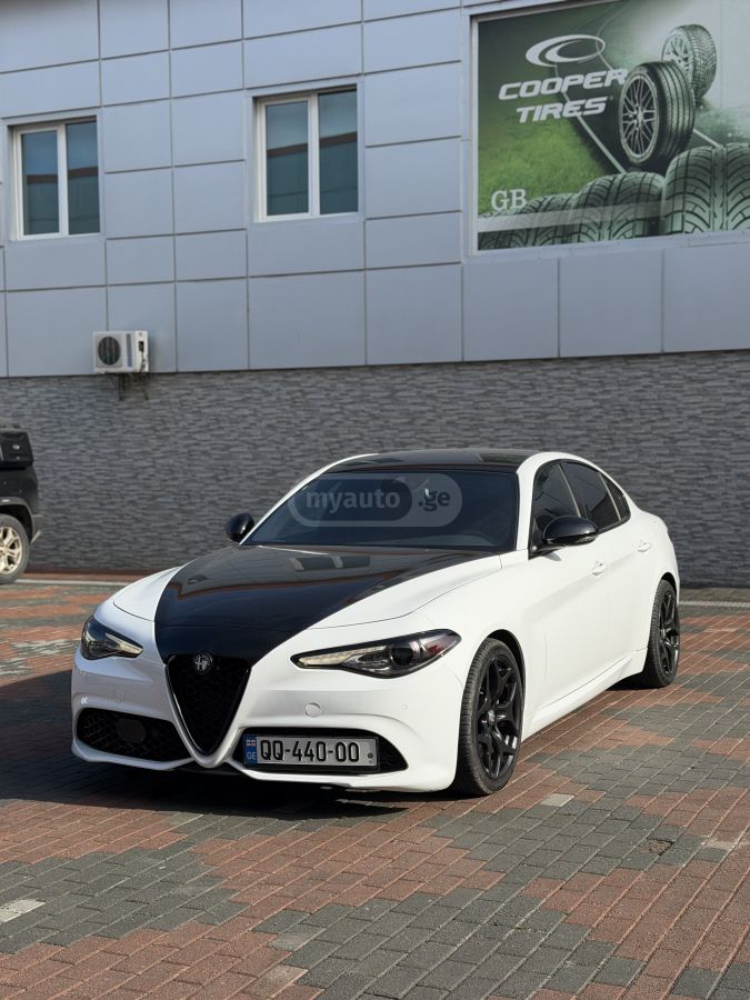 Alfa Romeo Giulia
