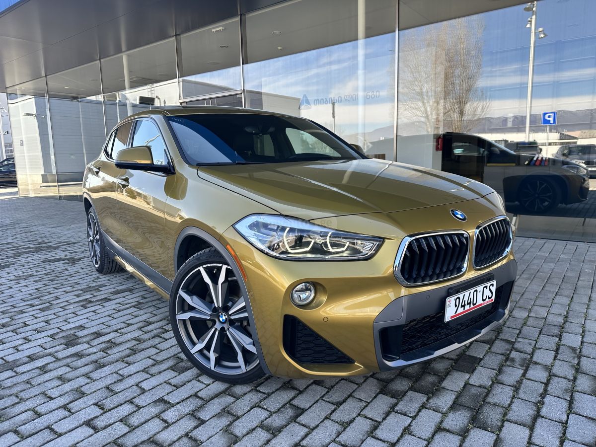 BMW X2