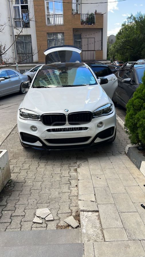 BMW X6