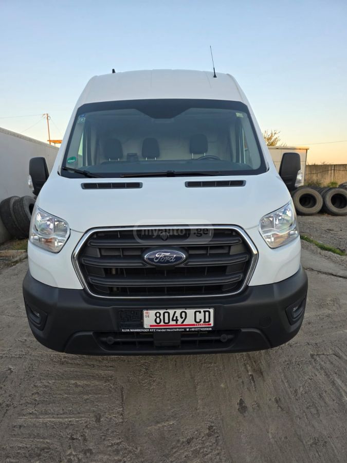 Ford Transit 2017 — photo 2