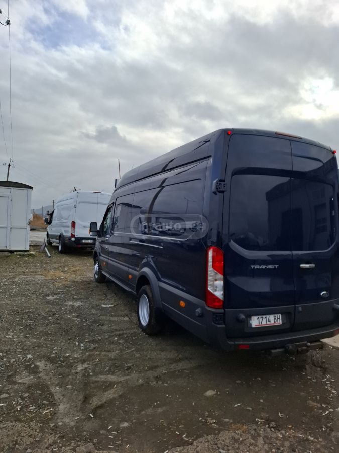 Ford Transit 2019 — photo 2