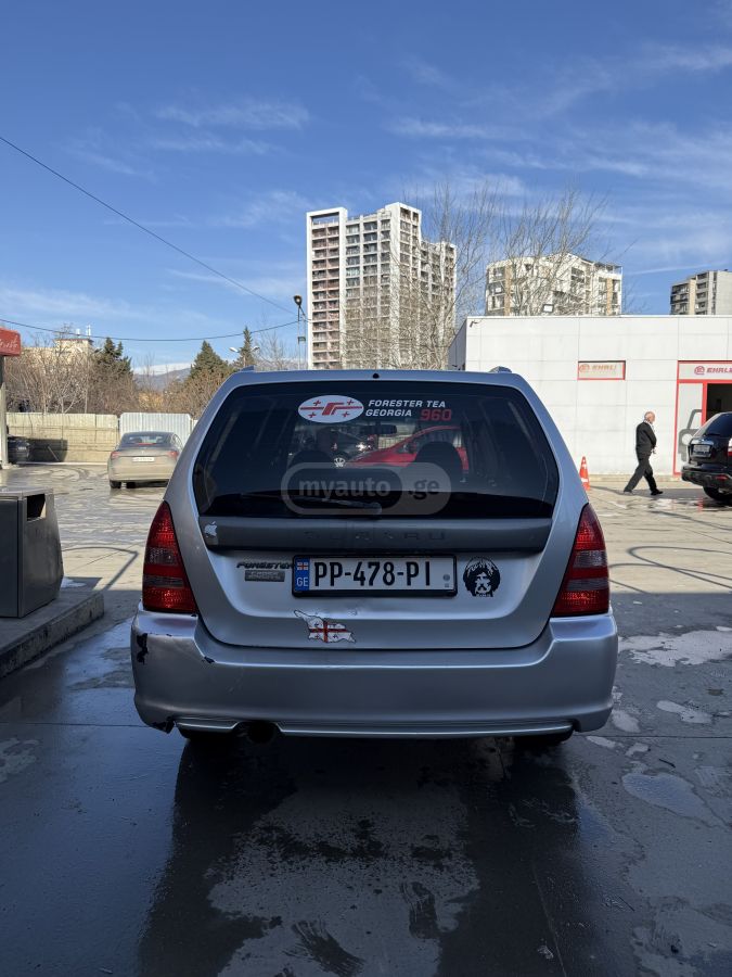 Subaru Forester 2004 — photo 2