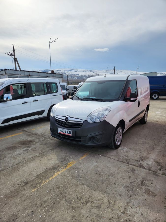 Opel Combo 2015 — photo 2