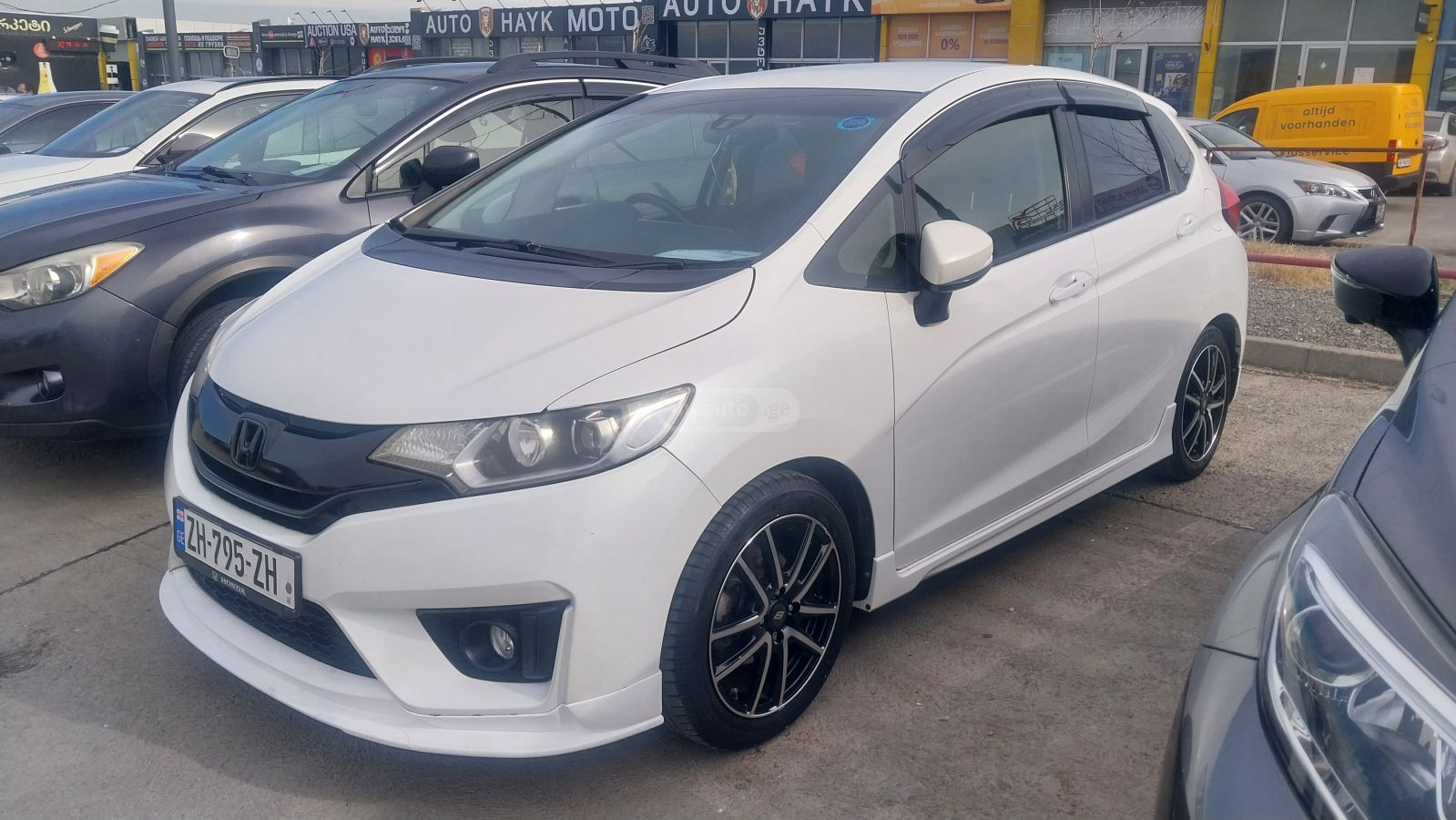 Honda Fit 2015 — photo 2