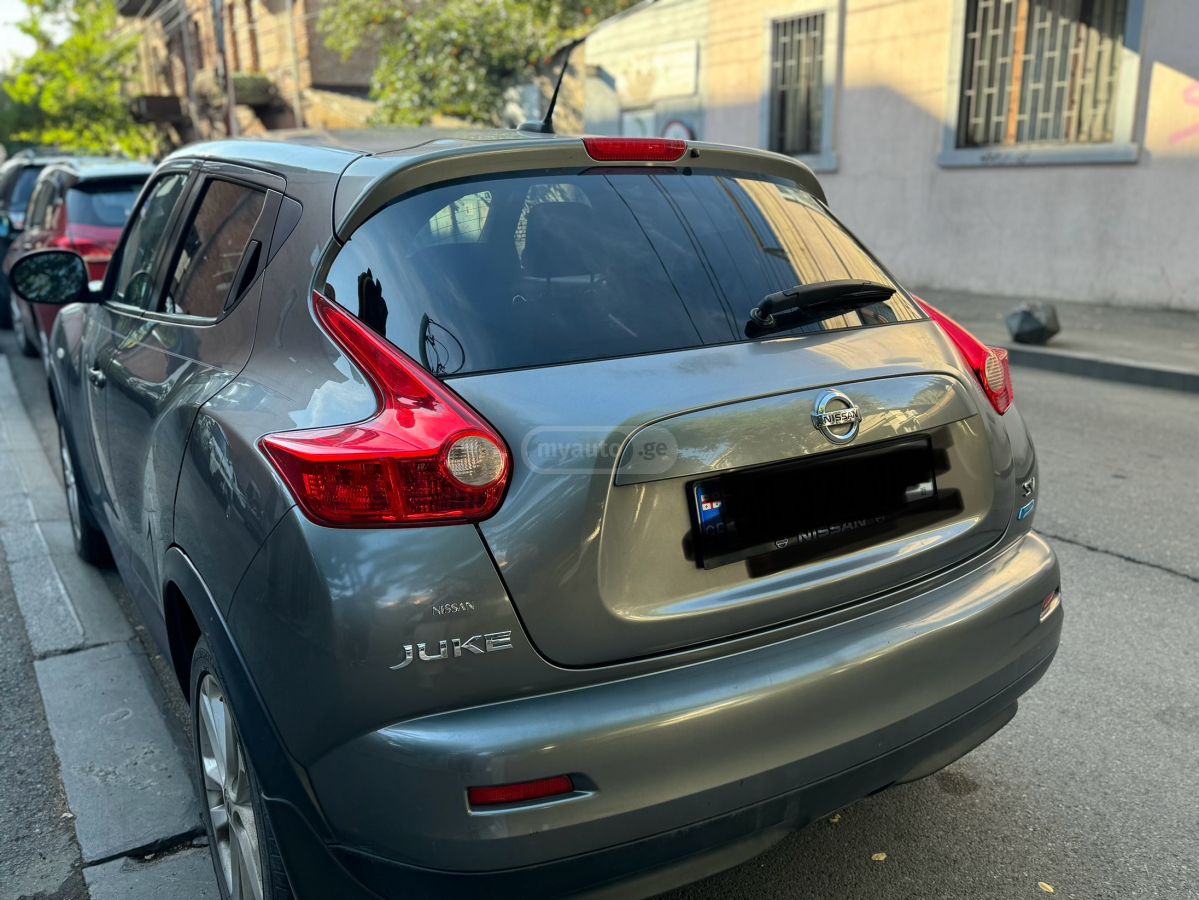 Nissan Juke 2013 — photo 2