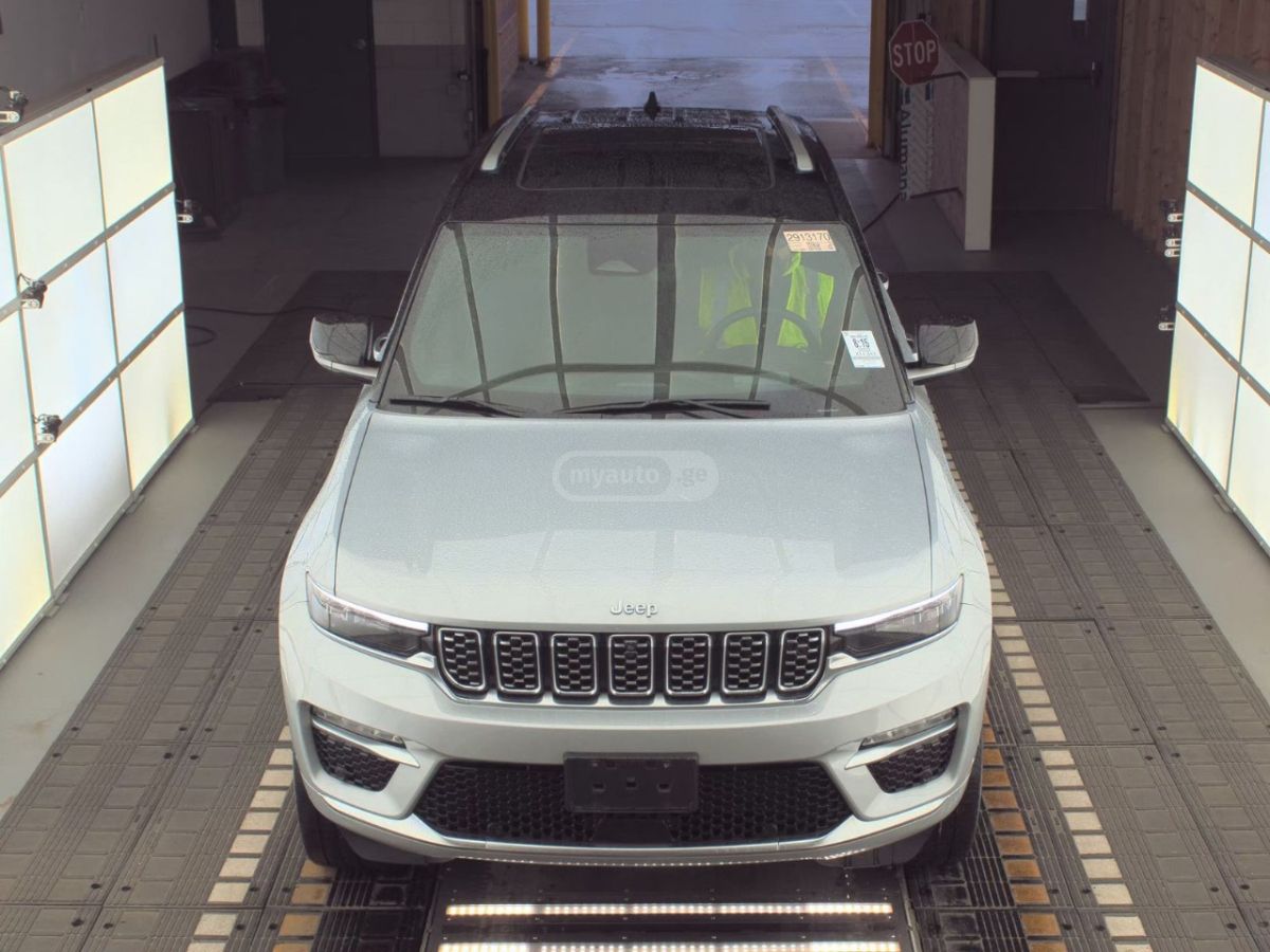 Jeep Grand Cherokee 2022 — photo 2