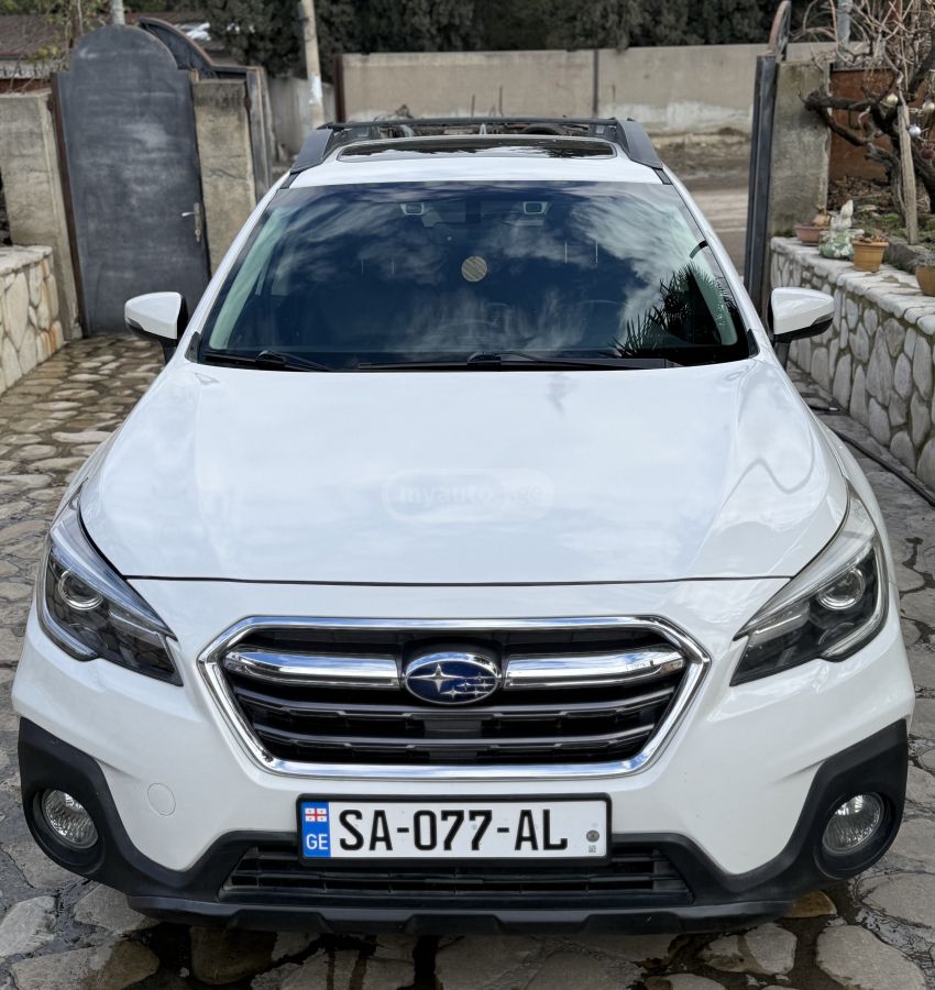 Subaru Outback 2019 — photo 2