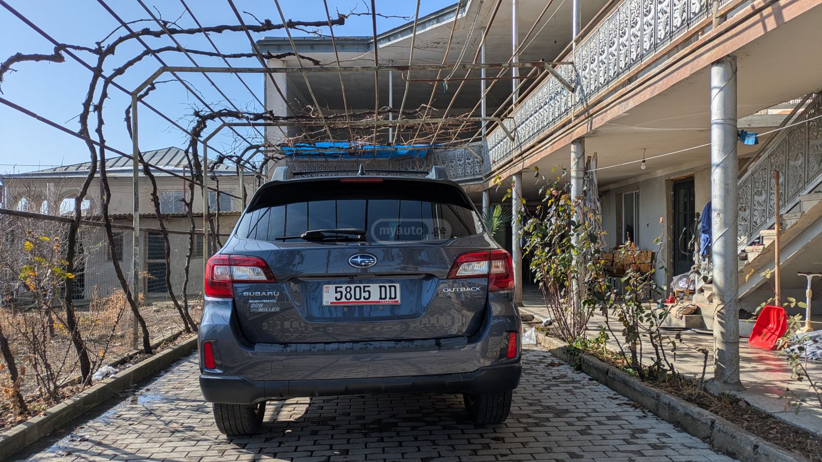 Subaru Outback 2016 — photo 2