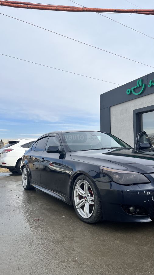 BMW 550 2007 — photo 2