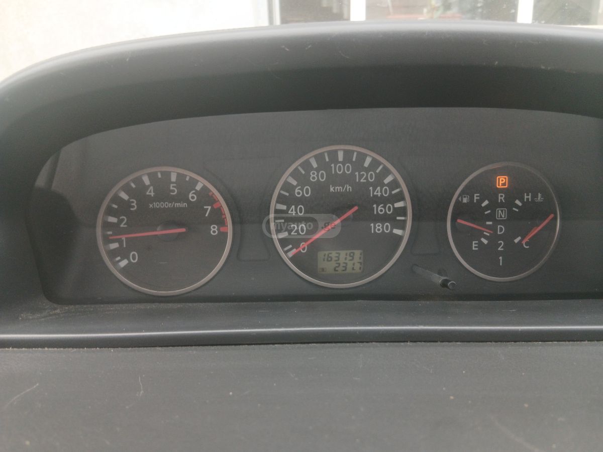 Nissan X-Trail 2003 — photo 2