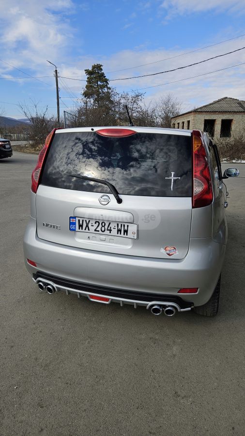 Nissan Note 2005 — photo 2