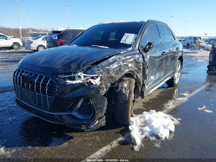 Audi Q3 2024 — photo 2